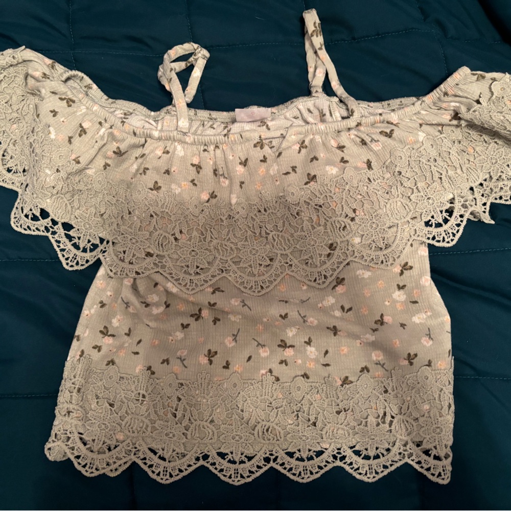 Girls blouse small